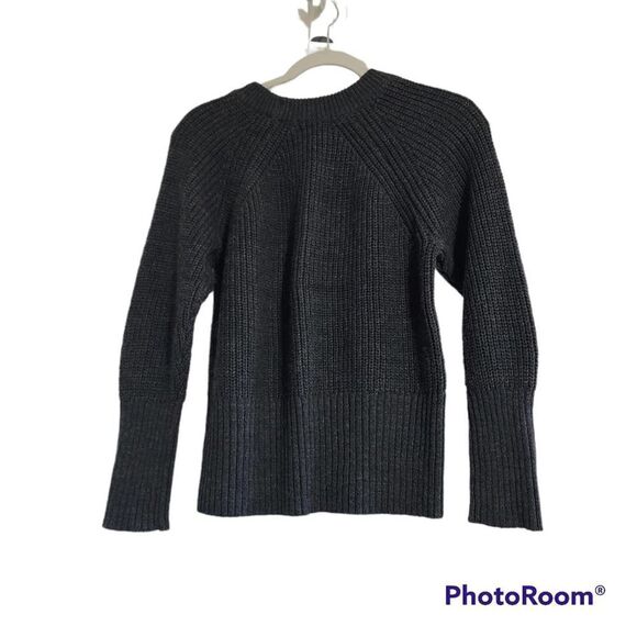 Universal Threads gray knit sweater - Picture 2 of 4